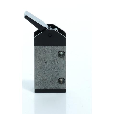 Manual Pneumatic Valve  Used